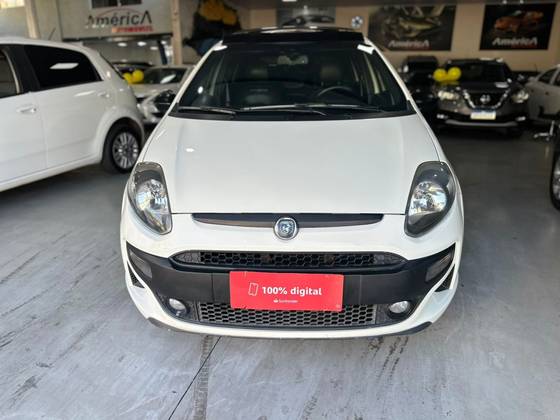 FIAT PUNTO 1.8 BLACKMOTION 16V FLEX 4P MANUAL FIAT PUNTO 1.8 BLACKMOTION 16V FLEX 4P MANUAL
